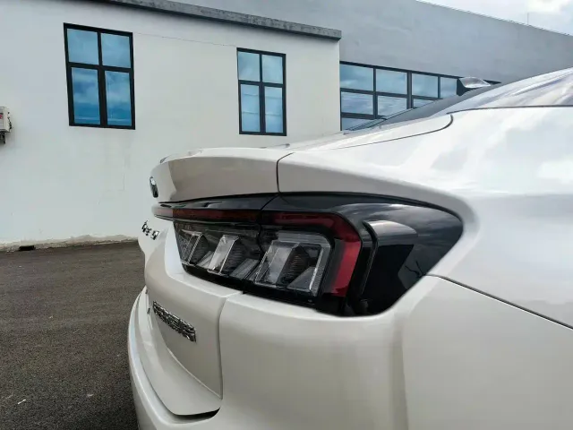 Ford Mondeo — Фото автомобиля 14