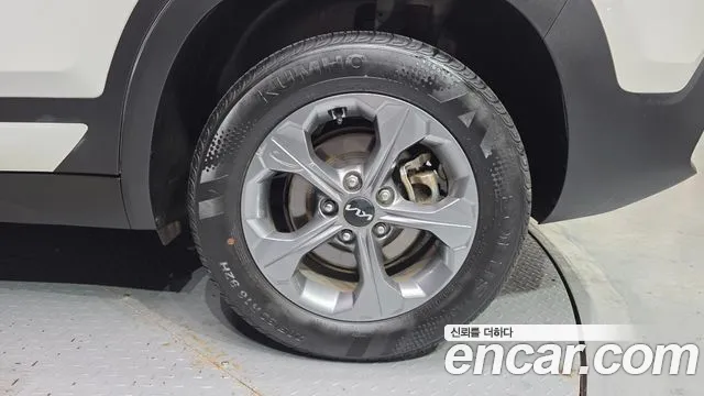 Kia Seltos — Фото автомобиля 21