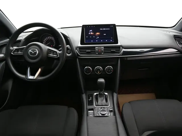 Mazda CX-4 — Фото автомобиля 18