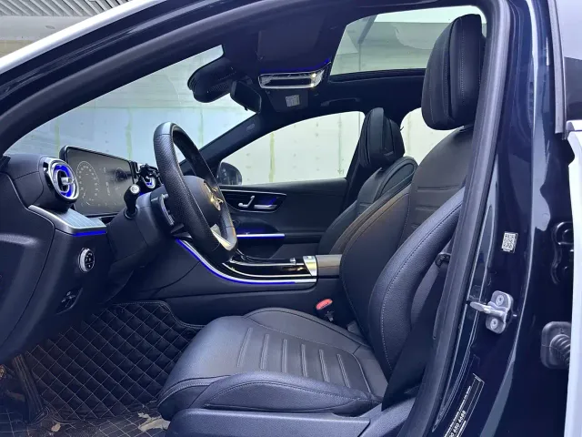 Mercedes-Benz C-Class — Фото автомобиля 9