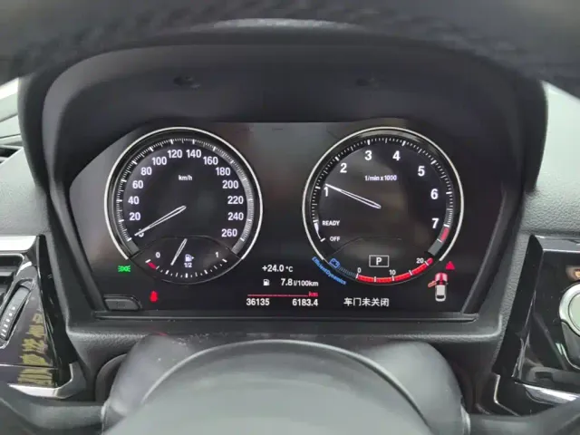 BMW 1 Series — Фото автомобиля 11