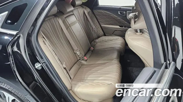 Kia K8 Hybrid — Фото автомобиля 11
