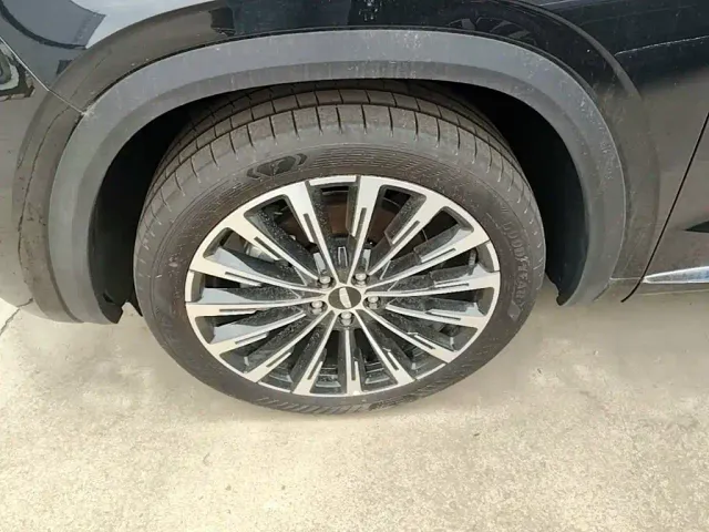 Geely Xingyue L — Фото автомобиля 22