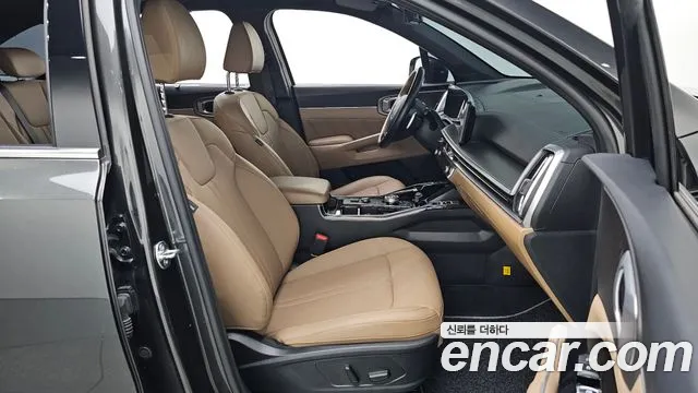 Kia Sorento Новый Sorento 4 поколение Бензин 2.5T 2WD — Фото автомобиля 8