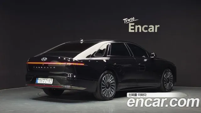 Hyundai Grandeur GN7 — Фото автомобиля 2