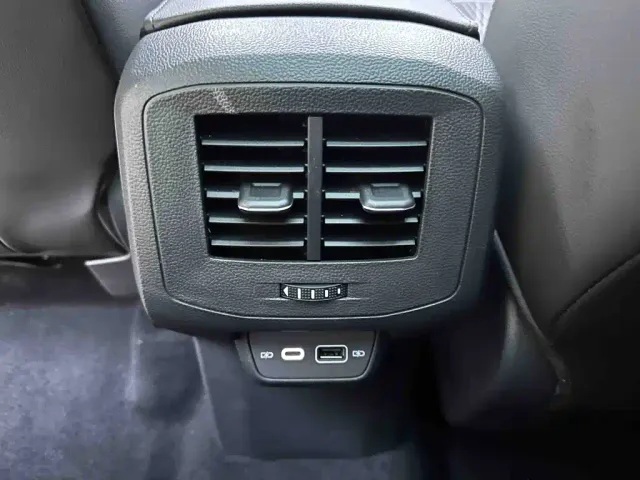 Volkswagen T-Cross — Фото автомобиля 18