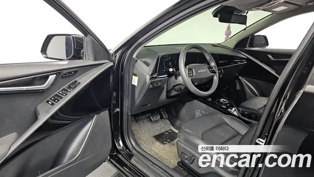 Kia Niro The All New Niro Signature — Фото автомобиля 10