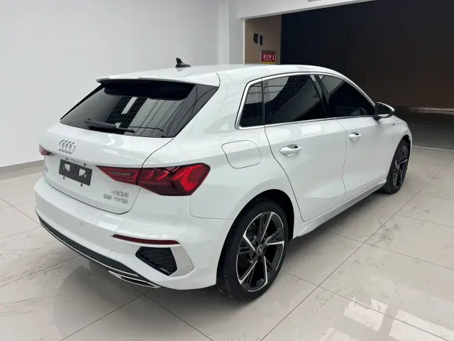 Audi A3 — Фото автомобиля 4