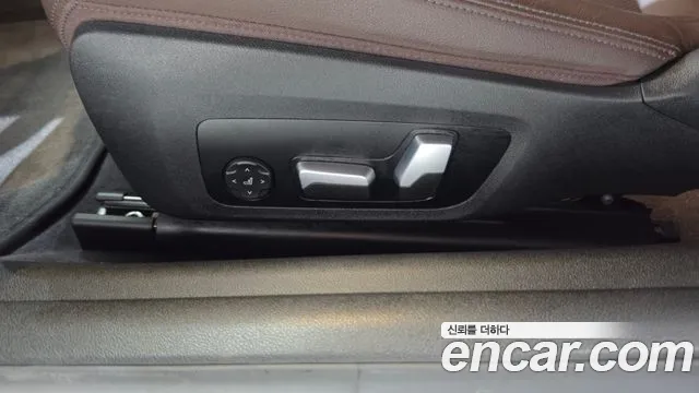 BMW 4 Series G22 — Фото автомобиля 30