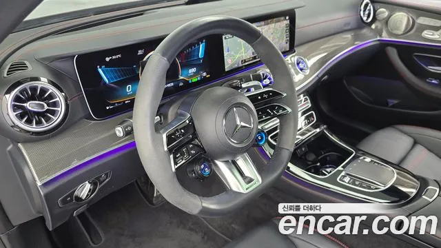 Mercedes-Benz E-Class — Фото автомобиля 8