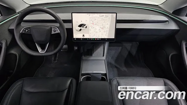 Tesla Model 3 — Фото автомобиля 2