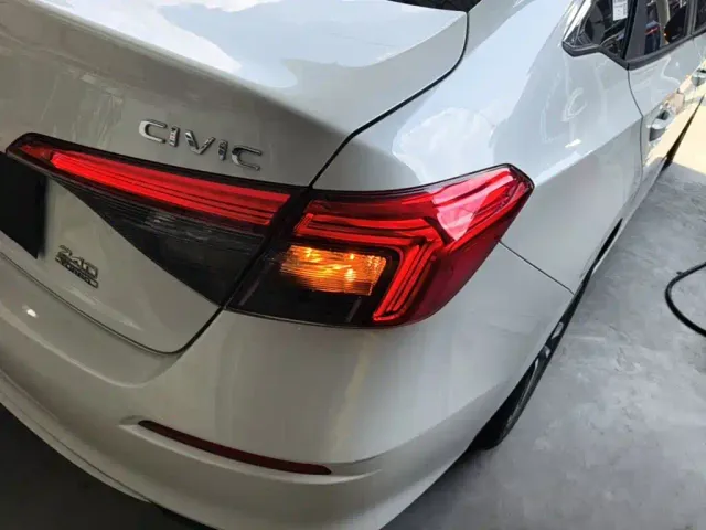 Honda Civic — Фото автомобиля 7