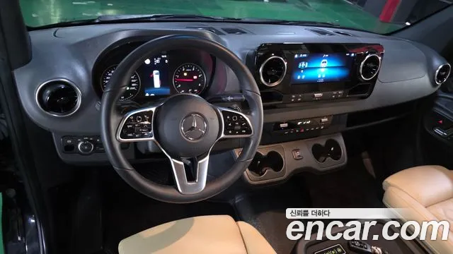 Mercedes-Benz Sprinter — Фото автомобиля 7