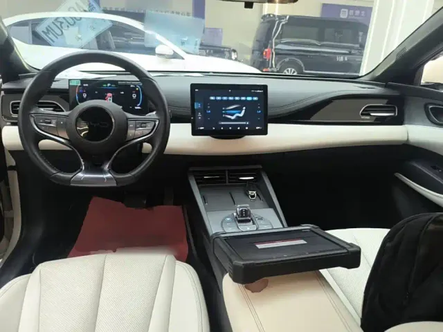 BYD Seal 06 — Фото автомобиля 9