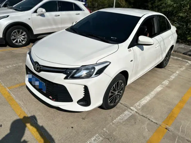 Фотография автомобиля — Toyota Vios