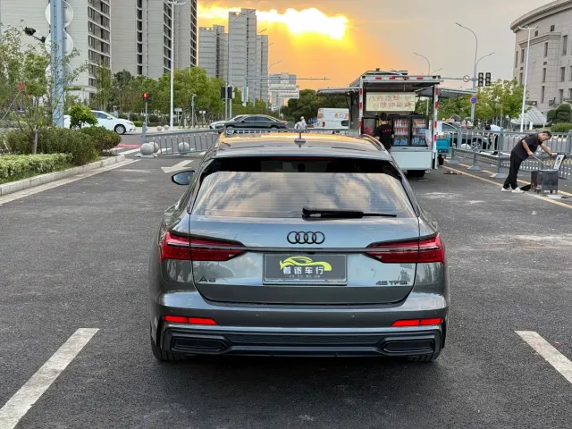 Audi A6 — Фото автомобиля 4