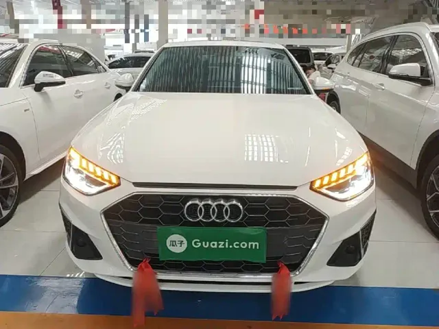 Audi A4L — Фото автомобиля 2