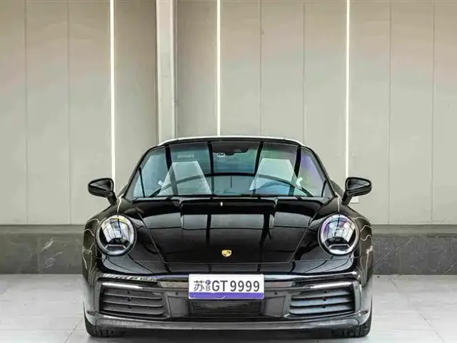 Porsche 911 — Фото автомобиля 10