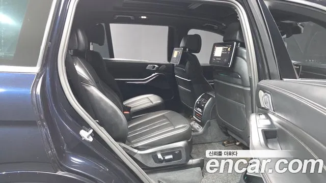 BMW X7 G07 — Фото автомобиля 18