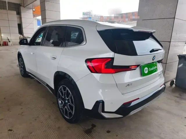 BMW X1 — Фото автомобиля 4