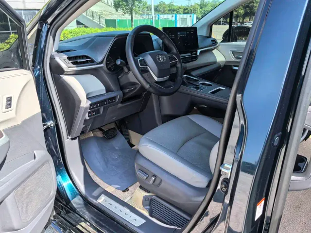 Toyota Granvia — Фото автомобиля 8