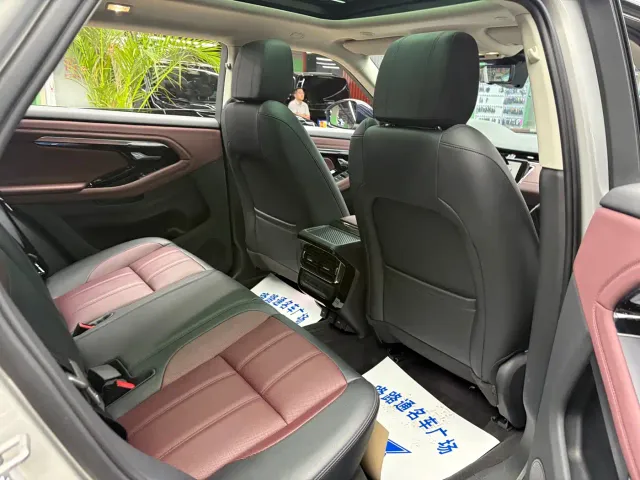 Land Rover Range Rover Evoque — Фото автомобиля 9