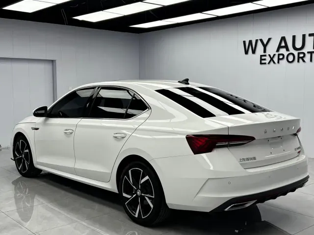 Skoda Octavia — Фото автомобиля 6