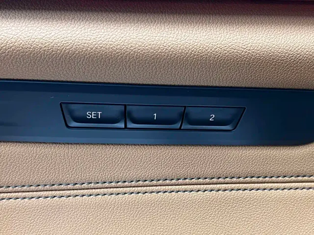 BMW 5 Series — Фото автомобиля 23