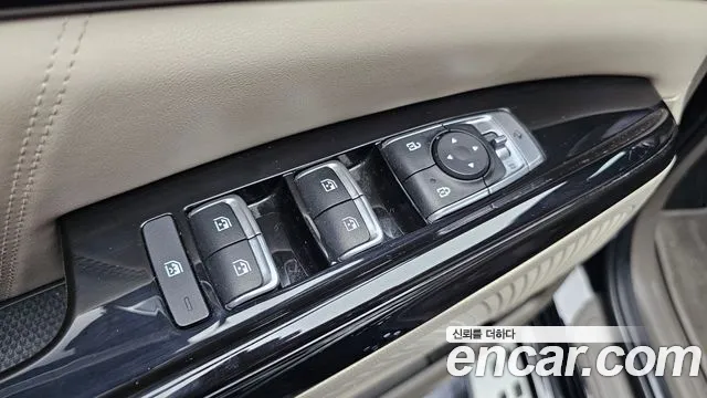 Kia Canival Carnival 4 поколение Дизель 9 мест Hi-Limousine — Фото автомобиля 27