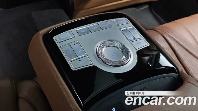 Genesis G80 Бензин 2.5 турбо AWD — Фото автомобиля 20