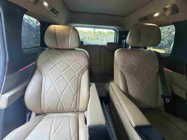BYD U8L — Фото автомобиля 8