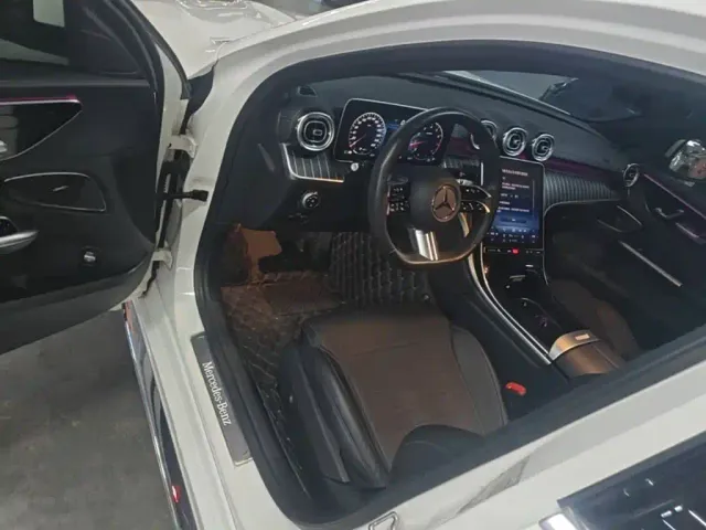 Mercedes-Benz C-Class — Фото автомобиля 15
