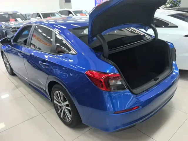 Honda Civic — Фото автомобиля 4