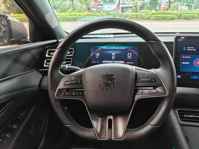 BYD Qin L — Фото автомобиля 11