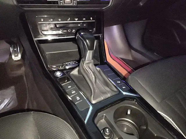 Volkswagen Passat — Фото автомобиля 13
