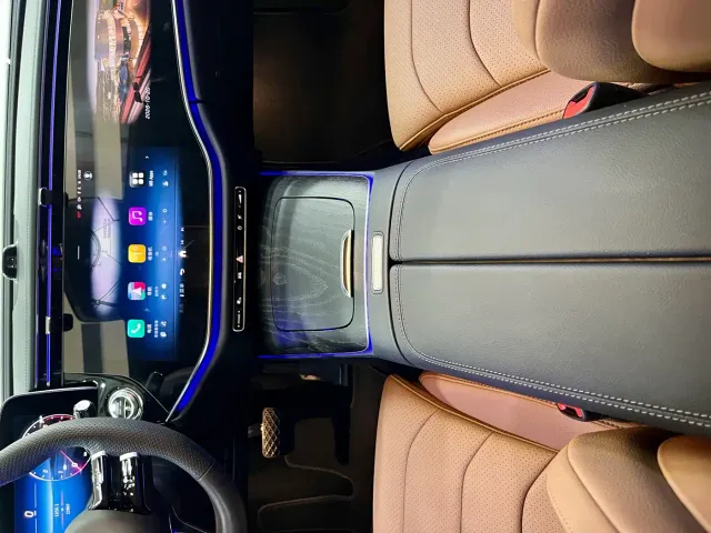 Mercedes-Benz E-Class — Фото автомобиля 10