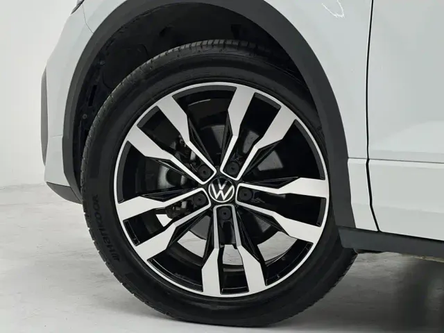 Volkswagen T-Roc — Фото автомобиля 11