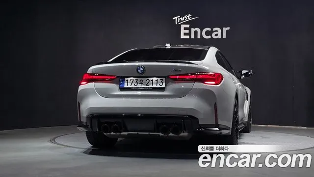 BMW M4 — Фото автомобиля 4