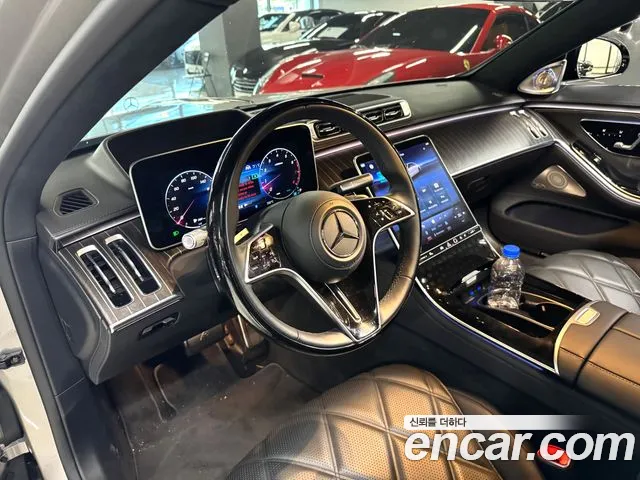 Mercedes-Benz S-Class — Фото автомобиля 4
