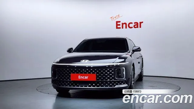 Hyundai Grandeur Grandeur (GN7) 3.5 Бензин 4WD — Фото автомобиля 3