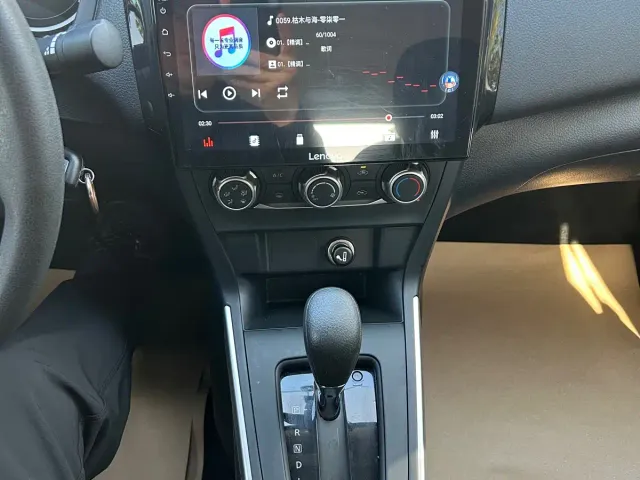 Nissan Sylphy — Фото автомобиля 9