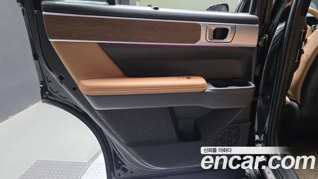 Hyundai Santafe Santa Fe (MX5) Бензин 2.5T 2WD — Фото автомобиля 24