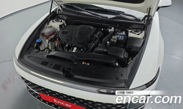 Hyundai Grandeur GN7 — Фото автомобиля 9