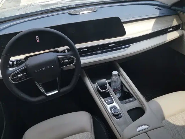 Chery Arrizo 8 — Фото автомобиля 12