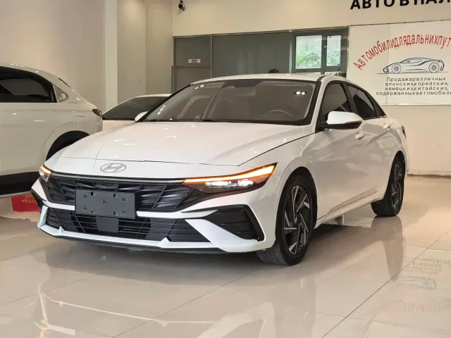 Фотография автомобиля — Hyundai Elantra