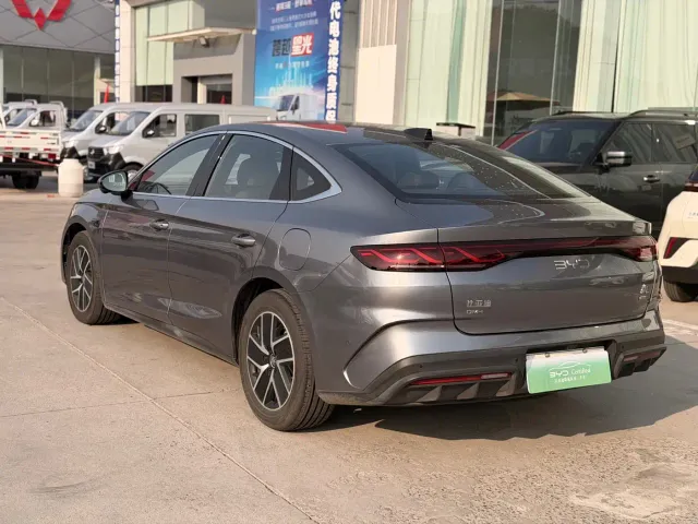 BYD Qin L — Фото автомобиля 4