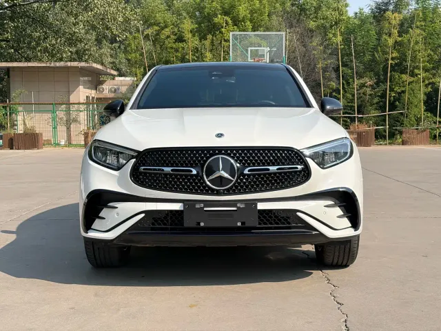 Mercedes-Benz GLC Coupe — Фото автомобиля 2