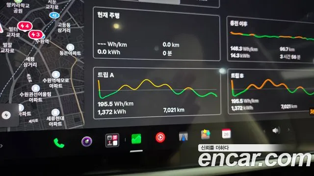 Tesla Model X — Фото автомобиля 11