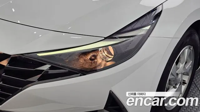 Hyundai AVANTE Avante (CN7) — Фото автомобиля 21
