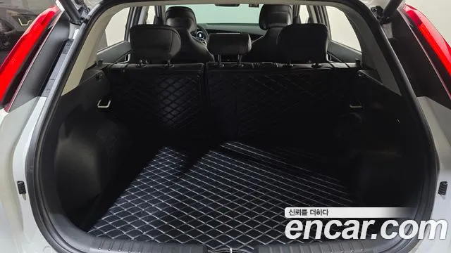 Kia Niro The All New Niro Signature — Фото автомобиля 18